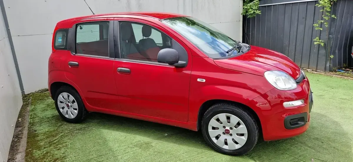Used Fiat Panda Pop 69 HP (50 kW) 2014 Red Hatchback