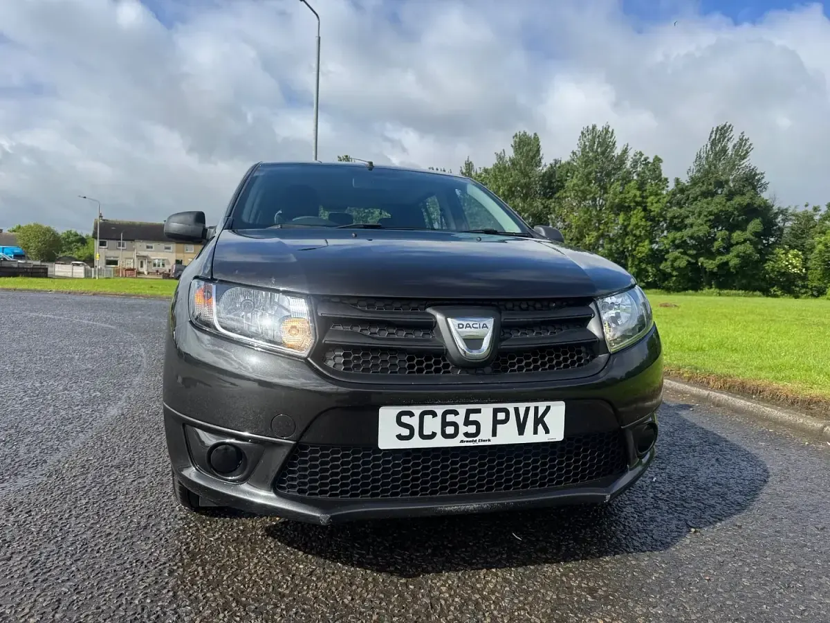 Used Dacia Sandero Ambiance 75 HP (55 kW) 2015 Black Hatchback