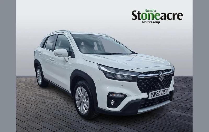 White New 2025 Suzuki SX4 S-Cross SUV | £21,790 (Super price) - Image 1/4