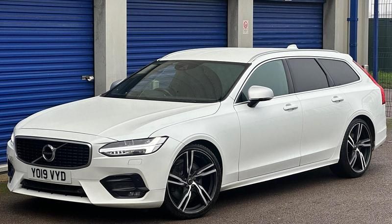White Used 2019 Volvo V90 R-Design Pro Estate | £14,495 (Good price) - Image 1/4