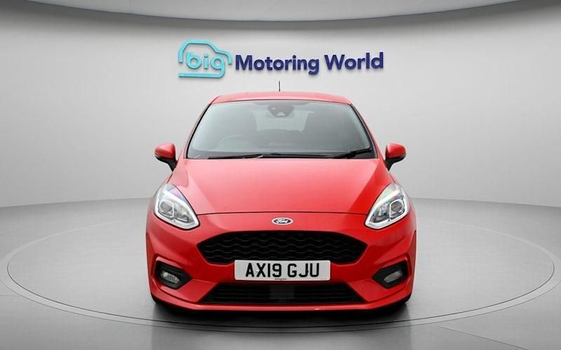Used Ford Fiesta ST-Line 125 HP (91 kW) 2019 Red Hatchback