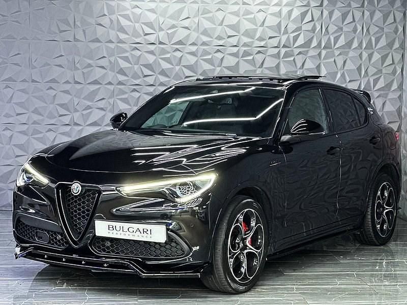 Used Alfa Romeo Stelvio Veloce 280 HP (205 kW) 2022 Black SUV