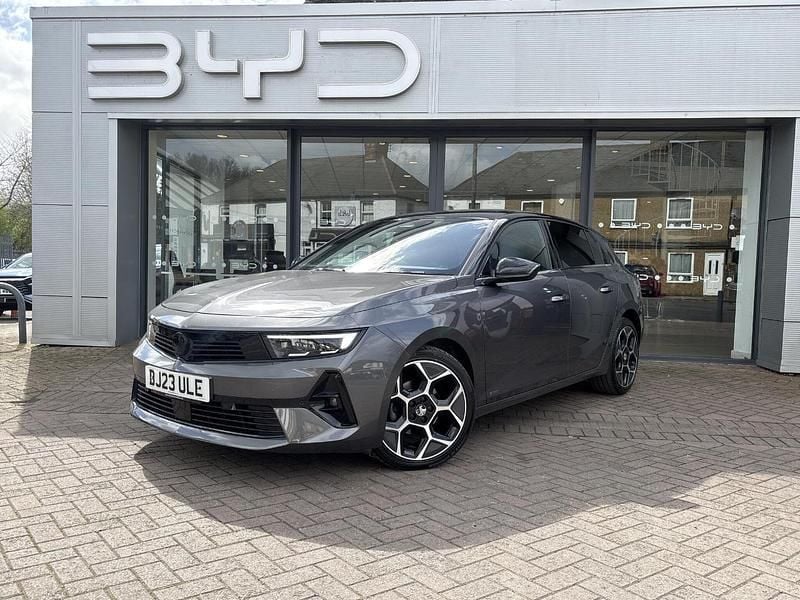 Used Vauxhall Astra Ultimate 128 HP (94 kW) 2023 Grey Hatchback