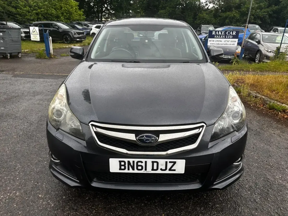 Used Subaru Legacy 170 HP (125 kW) 2011 Grey Estate
