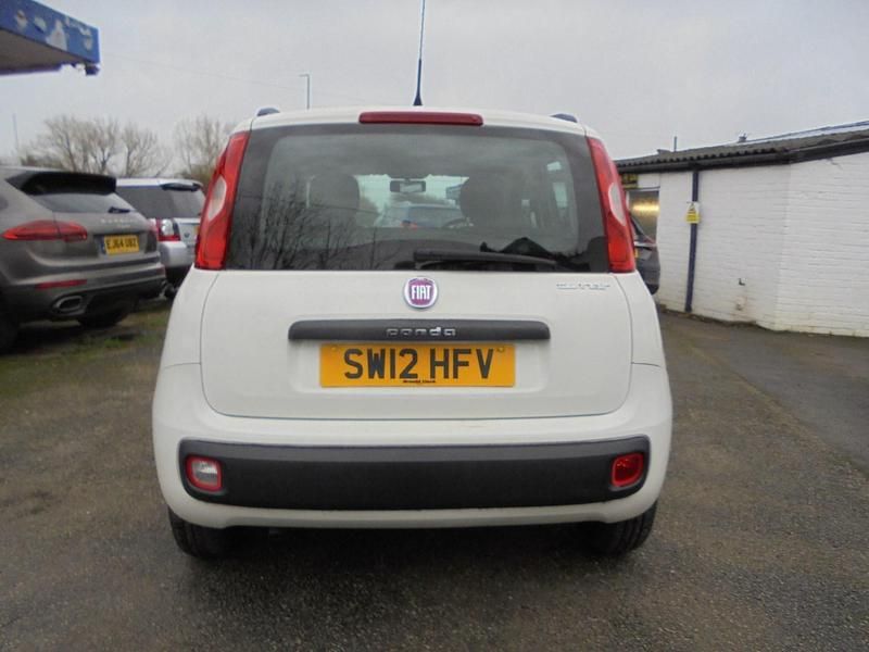 Used Fiat Panda Easy 85 HP (62 kW) 2012 White Hatchback