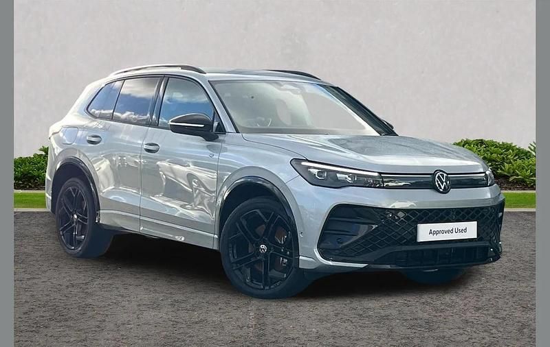 Used VW Tiguan R-line 204 HP (150 kW) 2025 Silver SUV