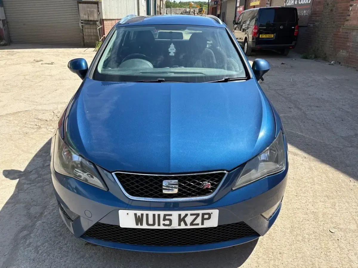 Used Seat Ibiza ST FR 138 HP (101 kW) 2015 Blue Estate