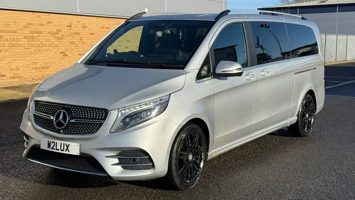 Used Mercedes V220 AMG line 163 HP (119 kW) 2017 Silver MPV