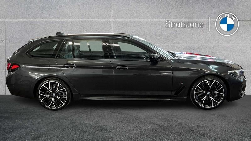 Used BMW 520 M Sport 181 HP (133 kW) 2023 Grey Estate