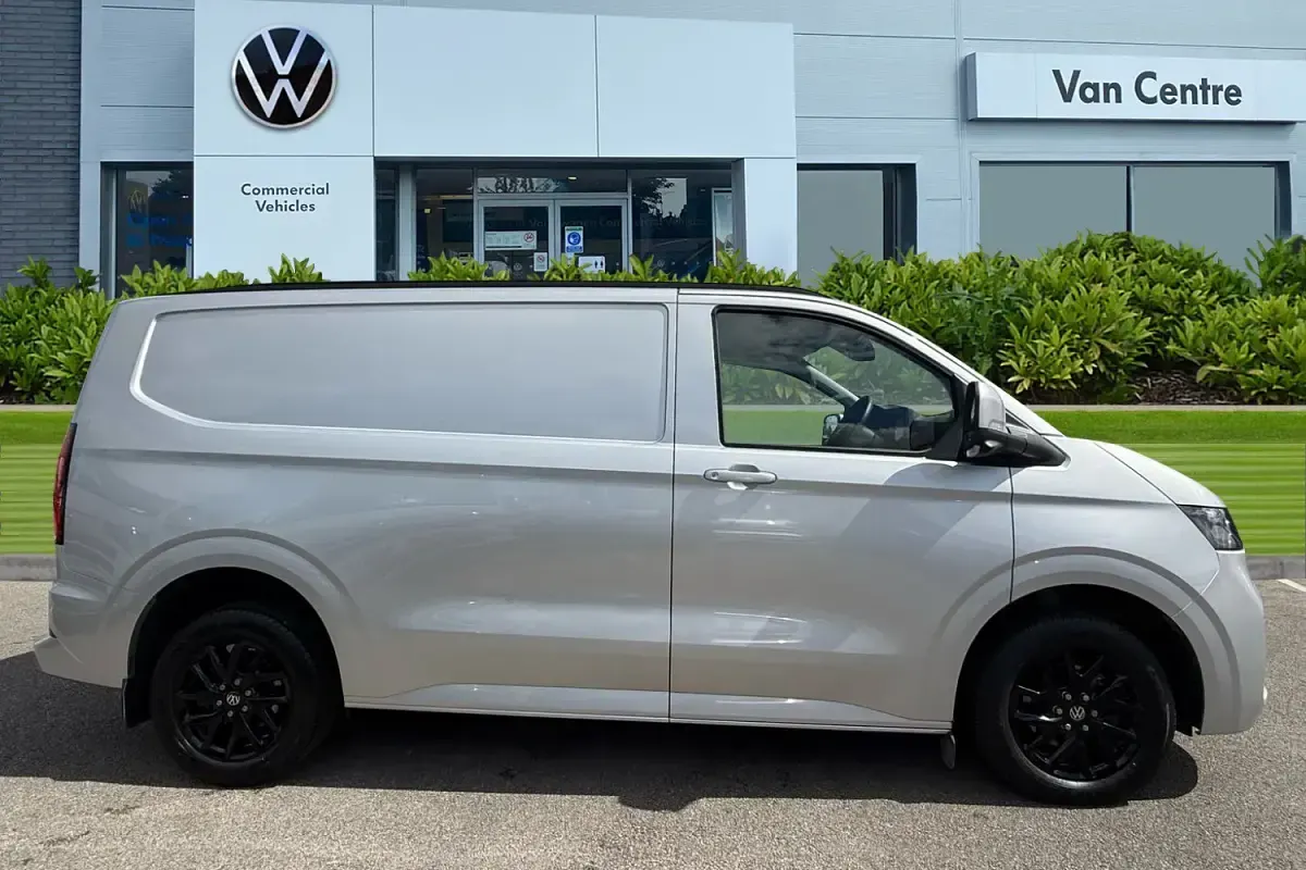 Second-hand VW Transporter Pro 110 CP (80 kW) 2025 Gri Van