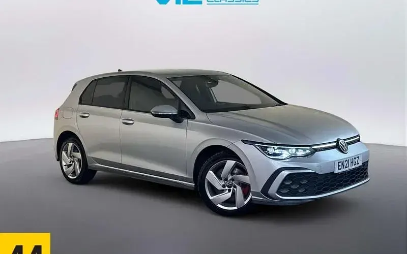 Used VW Golf VIII GTE 245 HP (180 kW) 2024 Hatchback