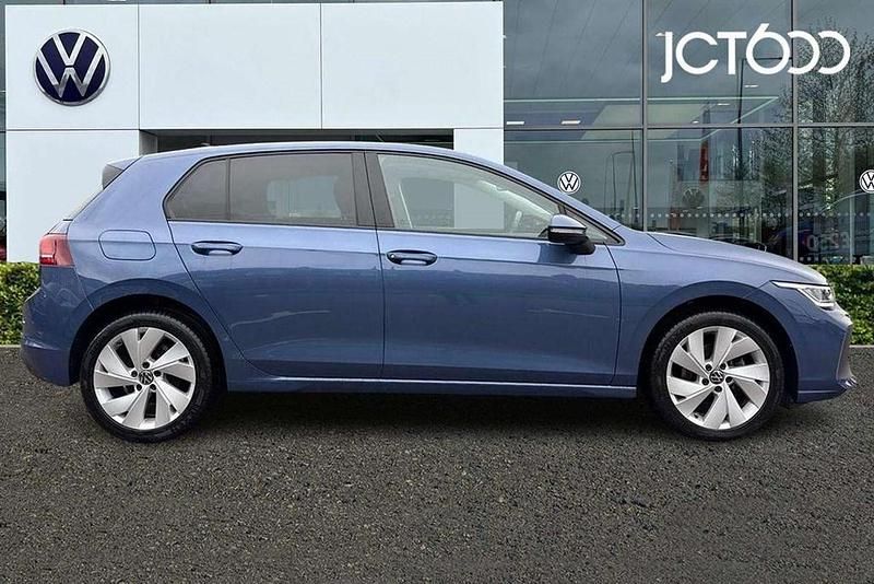 Used VW Golf VIII Match 115 HP (84 kW) 2024 Blue Hatchback