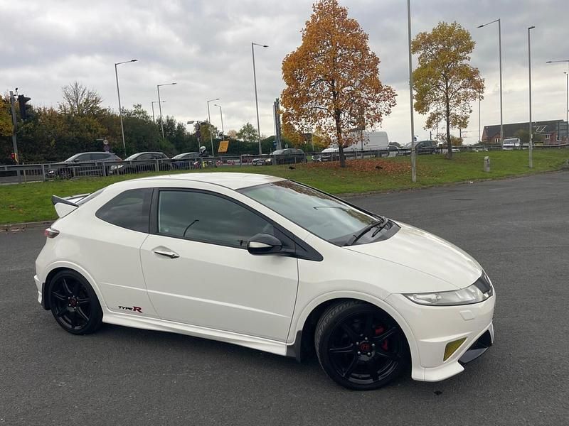 Used Honda Civic Type R 2009 White Hatchback