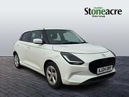 Used Suzuki Swift 82 HP (60 kW) 2024 White Hatchback