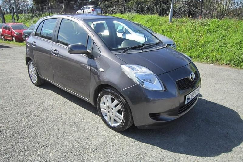 Used Toyota Yaris 2008 Grey Hatchback