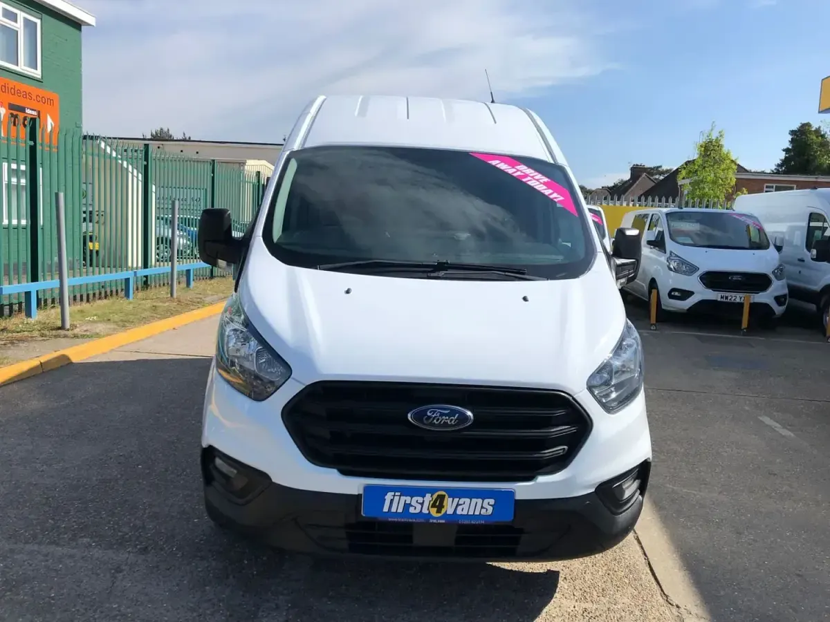 Usado Ford Transit Custom 105 HP (77 kW) 2019 Branco Van