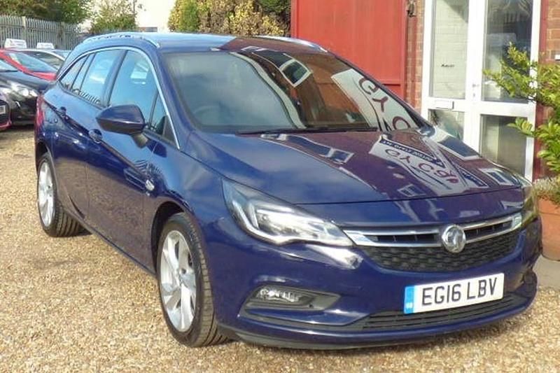 Used Vauxhall Astra SRi 160 HP (117 kW) 2016 Blue Estate