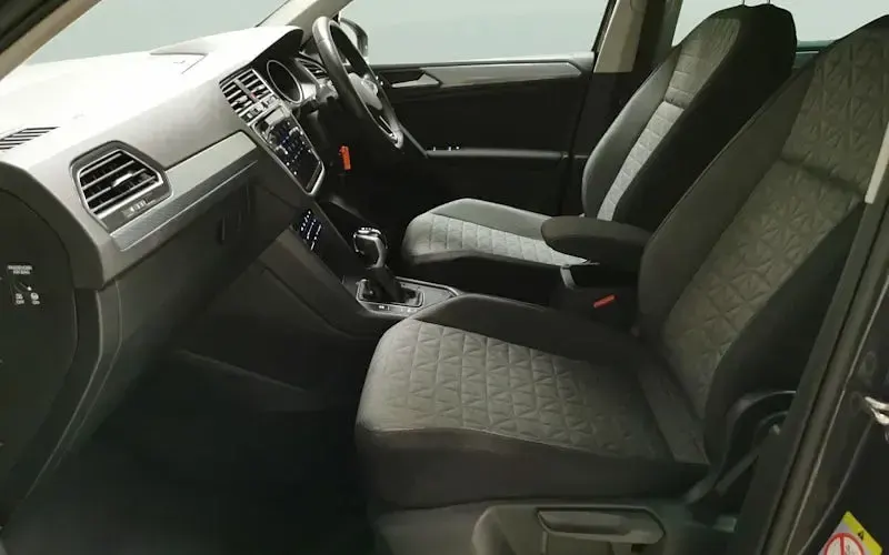 Used VW Tiguan Life 150 HP (110 kW) 2022 Grey SUV
