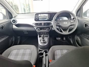 New Hyundai i10 Premium 79 HP (58 kW) 2026 Pearl  meta blue Hatchback