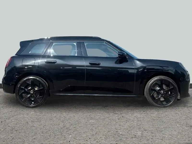 Used Mini Aceman Sport 160 kW (218 HP) 2025 Black SUV