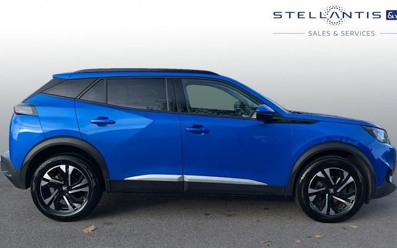 Used Peugeot 2008 Allure Premium 131 HP (96 kW) 2022 SUV