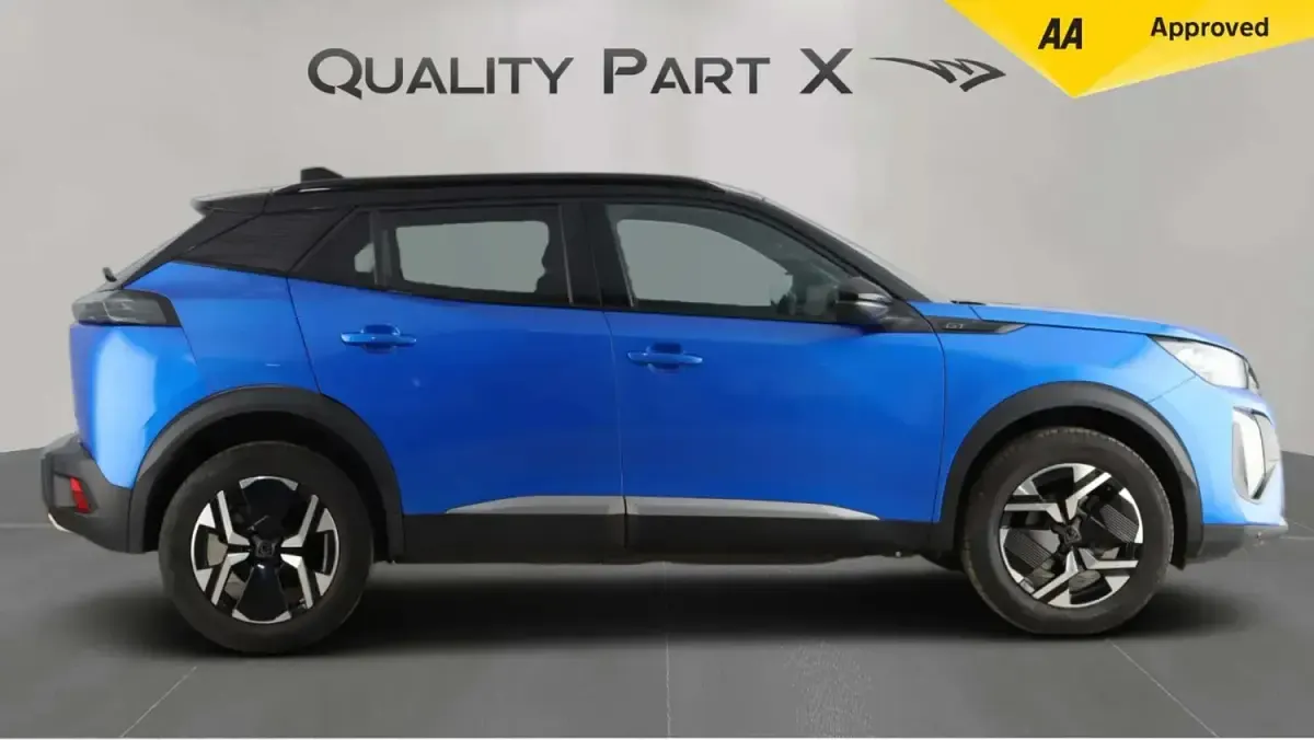 Used Peugeot 2008 GT 130 HP (95 kW) 2023 Blue SUV
