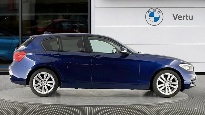Used BMW 118 Sport Line 148 HP (108 kW) 2016 Blue Hatchback