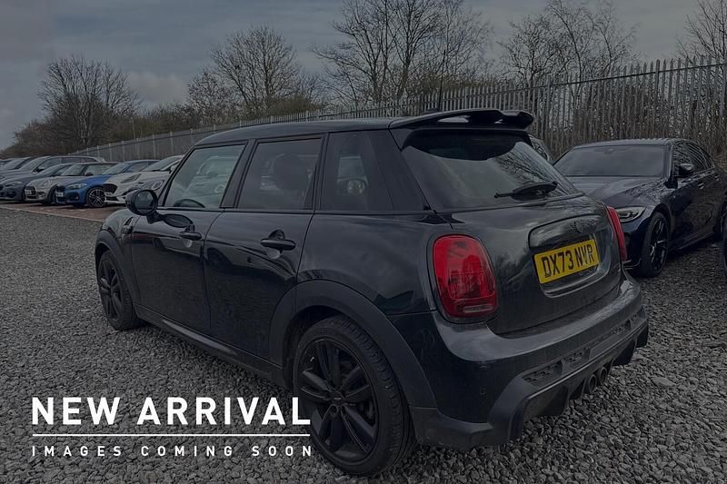 Used Mini Cooper S Sport 176 HP (129 kW) 2023 Black Hatchback