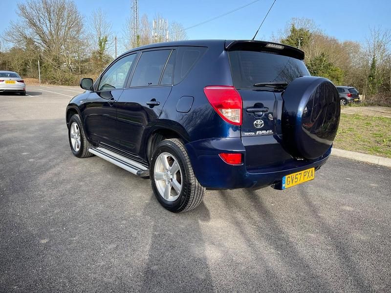 Usado Toyota RAV4 152 HP (111 kW) 2007 Azul SUV