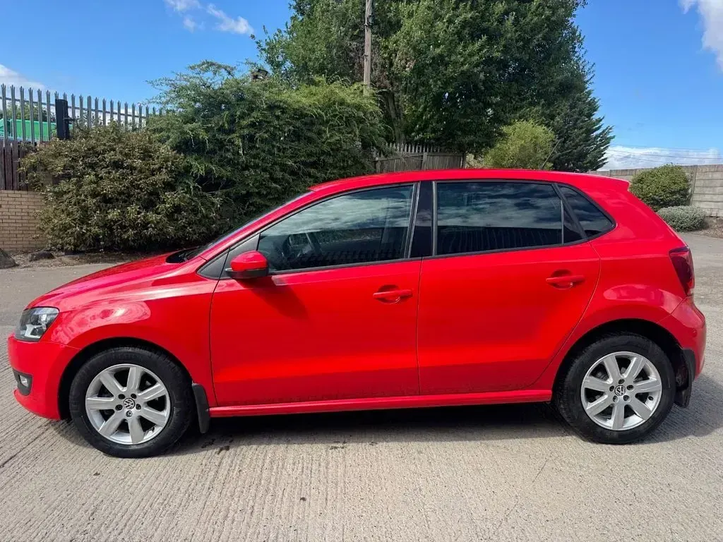 Used VW Polo Match 85 HP (62 kW) 2012 Red Hatchback