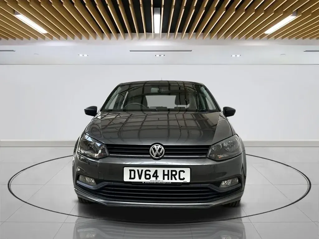 Usado VW Polo S 60 HP (44 kW) 2014 Cinzento Citadino