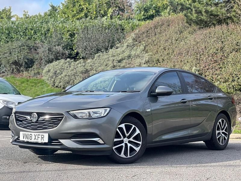 Used Vauxhall Insignia Design Edition 2018 Grey Hatchback
