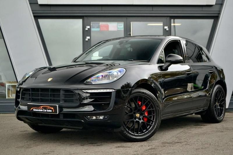 Used 2017 Porsche Macan SUV | £29,990 (Fair price) - Image 1/1