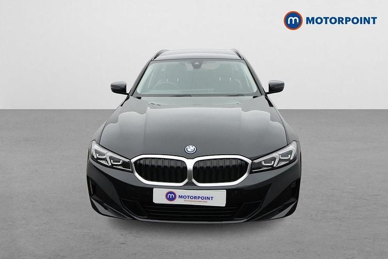 Usado BMW 330e Sport Line 292 CV (214 kW) 2023 Negro Familiar