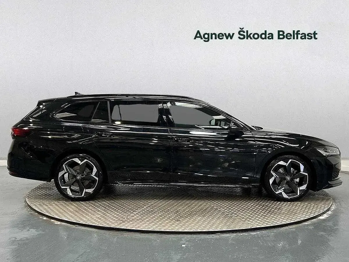 New Skoda Superb SportLine 110 HP (80 kW) 2026 Midnight black metallic Estate