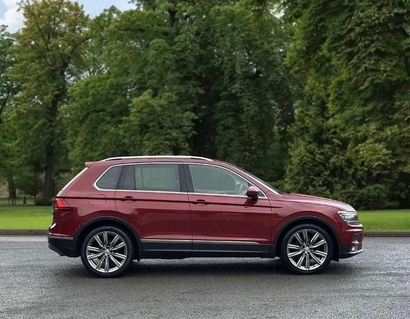 Used VW Tiguan SEL 150 HP (110 kW) 2017 Red SUV