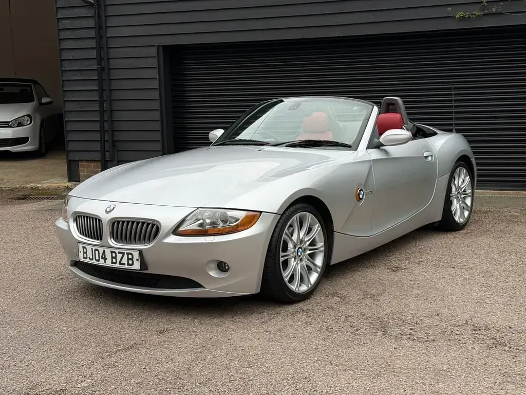 Usado BMW Z4 Impressive 231 CV (169 kW) 2004 Plateado Descapotable