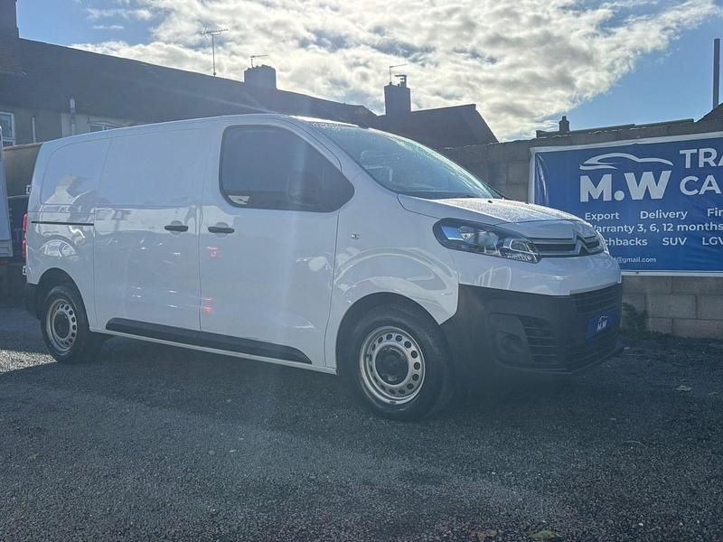 Used Citroën Dispatch 142 HP (104 kW) 2022 White MPV