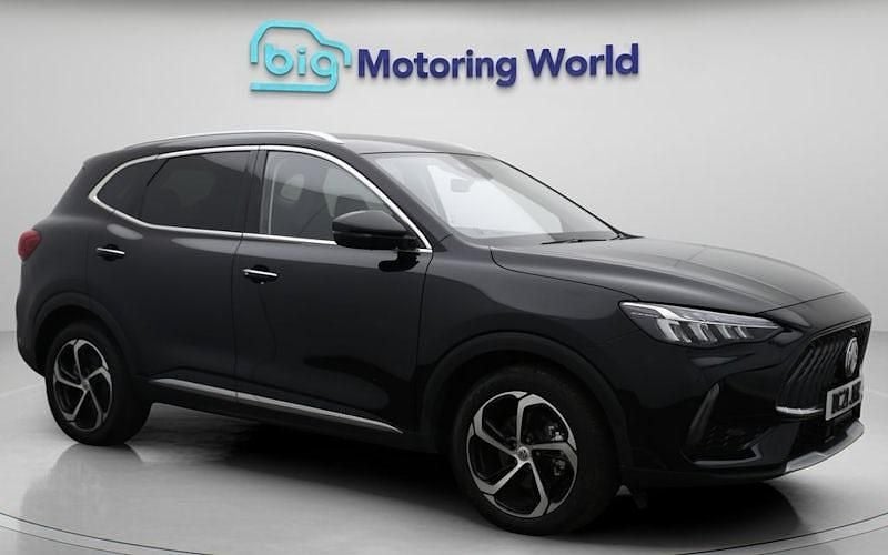 Used 2023 MG HS Trophy SUV | £18,750 (Fair price) - Image 1/4