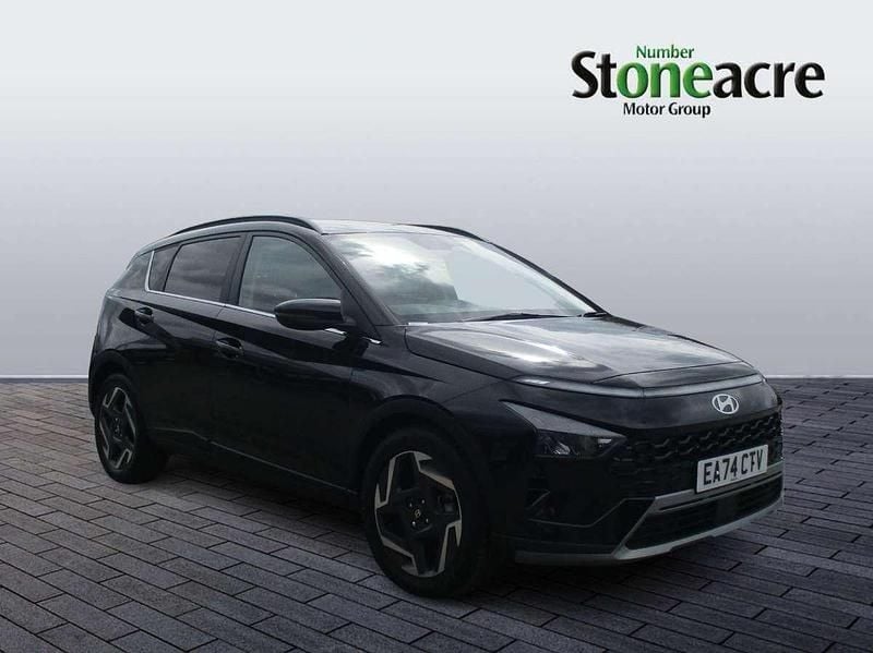 Black Used 2024 Hyundai Bayon Premium SUV | £17,590 (A bit pricey) - Image 1/4