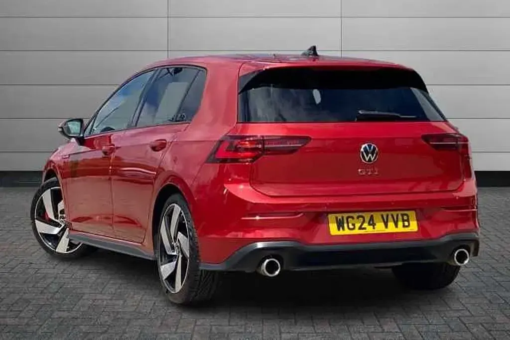 Used VW Golf VIII GTI 245 HP (180 kW) 2024 Red Hatchback