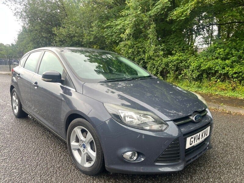 Grey Used 2014 Ford Focus Zetec Hatchback | £3,950 (Good price) - Image 1/4