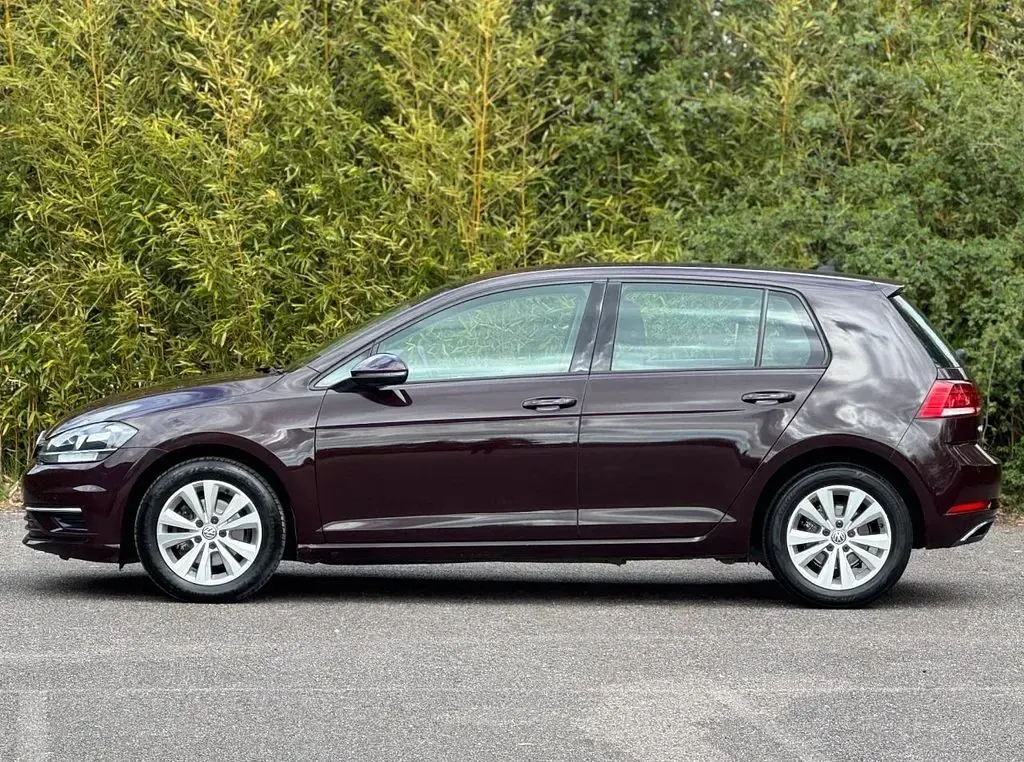 Used VW Golf VII SE 115 HP (84 kW) 2017 Black Hatchback