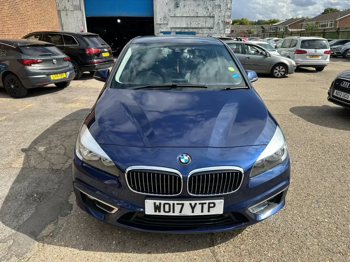 Used BMW 218 Luxury Line 2017 Blue Hatchback