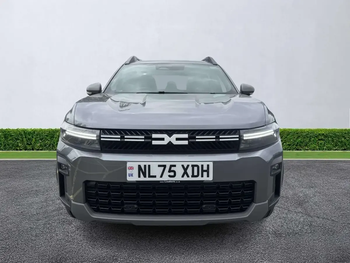 Used Dacia Bigster Journey 140 HP (102 kW) 2025 Grey SUV