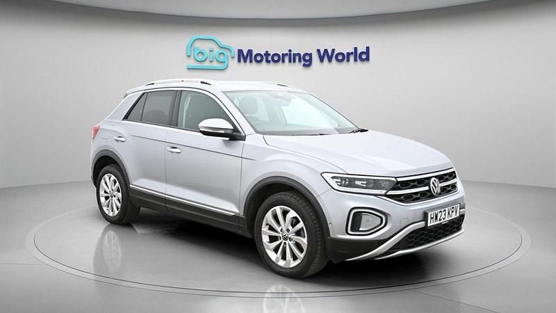 Used VW T-Roc Style 150 HP (110 kW) 2023 Silver SUV