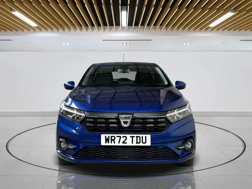 Begagnad Dacia Sandero Comfort 90 HK (66 kW) 2022 Blå Halvkombi
