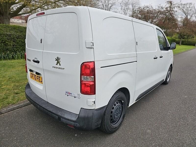 Used Peugeot Expert 2021 White Van