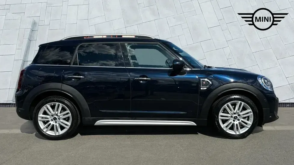 Used Mini Cooper S Countryman Exclusive 176 HP (129 kW) 2021 Black SUV