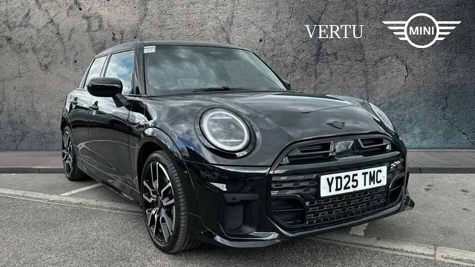 Używany Mini Cooper Sport 150 kW (204 KM) 2025 Hatchback